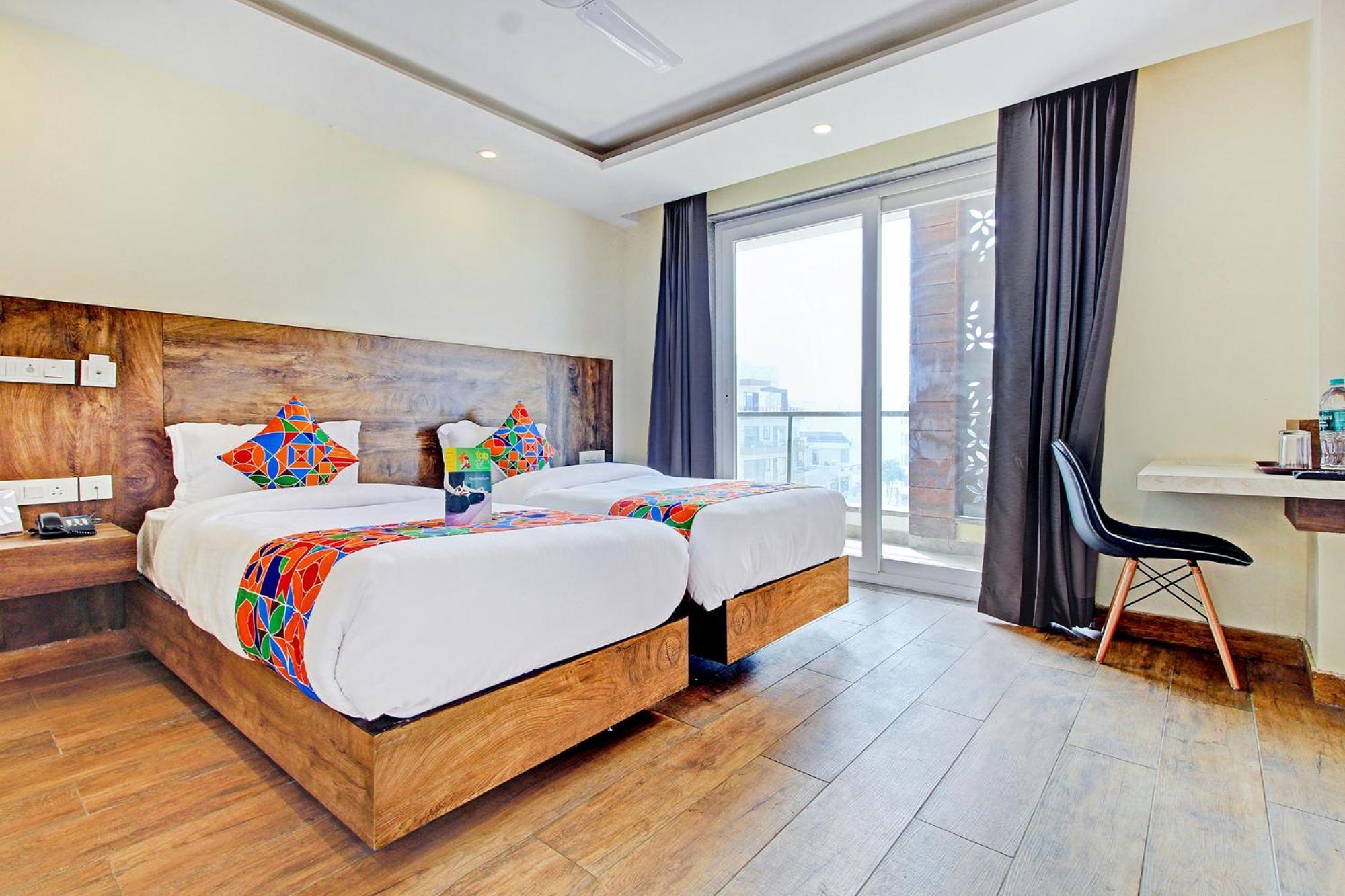 Fabhotel Soft Petals Gurgaon Dış mekan fotoğraf