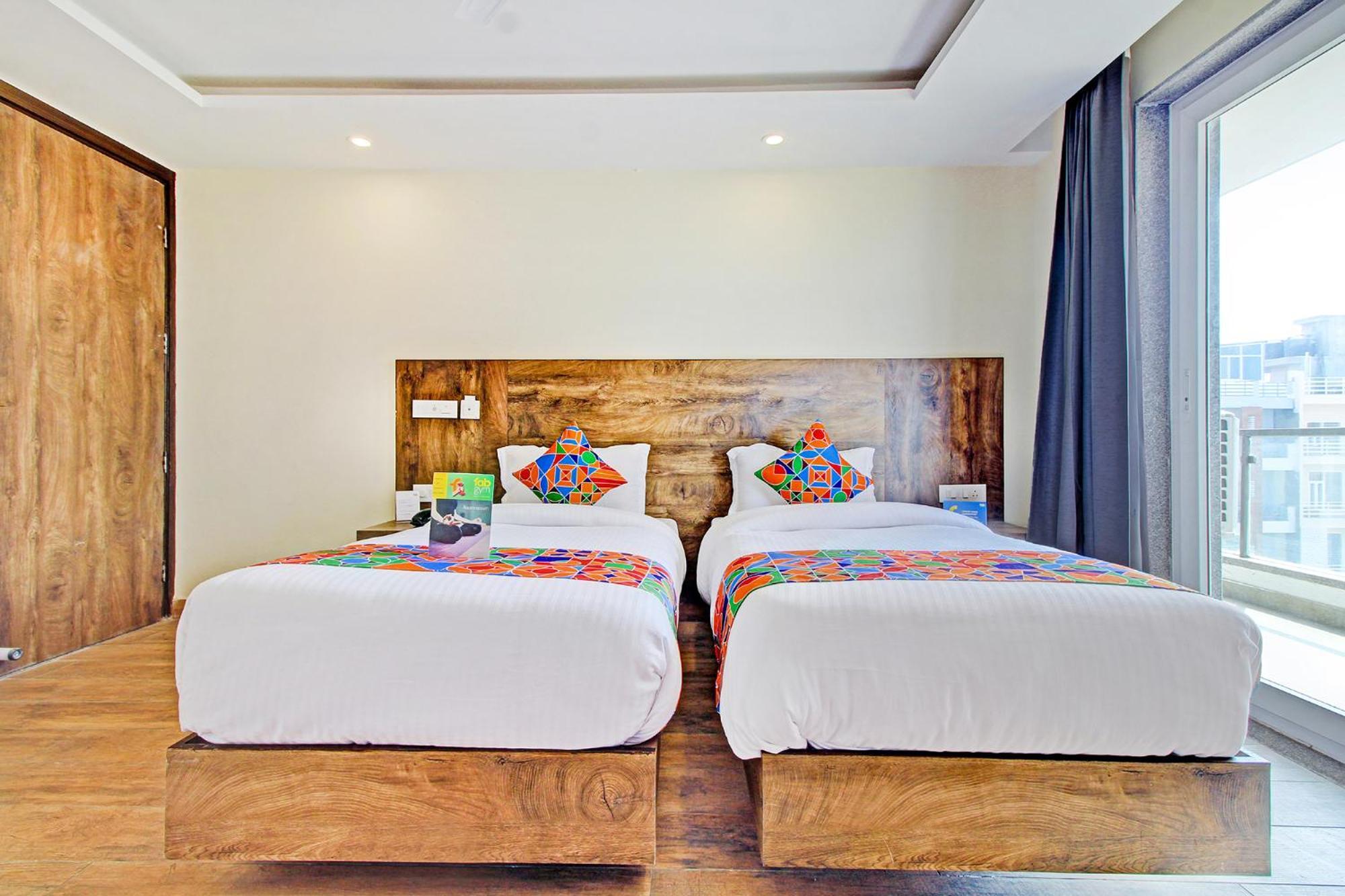 Fabhotel Soft Petals Gurgaon Dış mekan fotoğraf