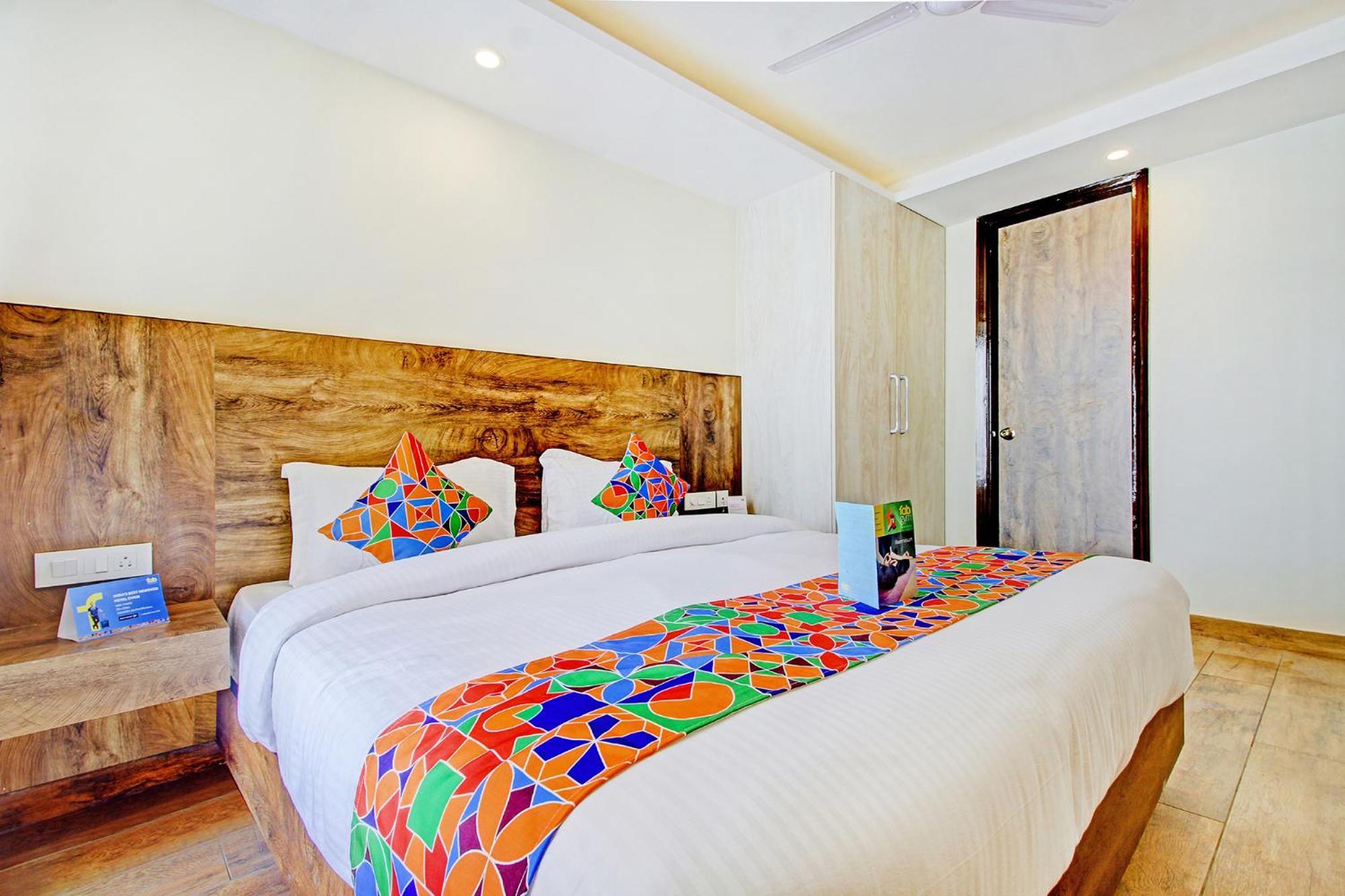 Fabhotel Soft Petals Gurgaon Dış mekan fotoğraf